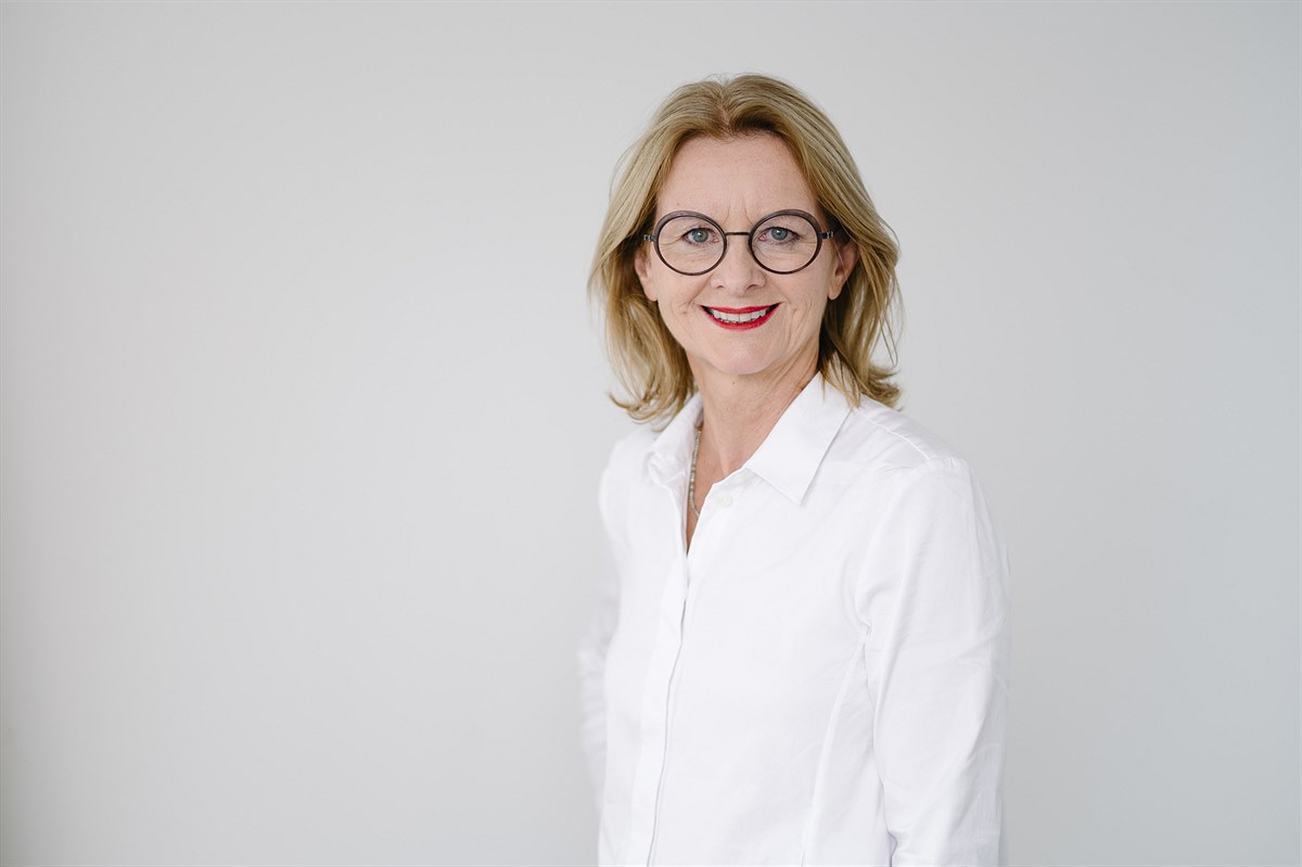 Andrea Schneider, Pressesprecherin von Kosmetik transparent. 